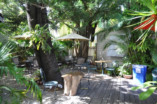 The central courtyard - they let us park our bikes back here to keep them out of sight!