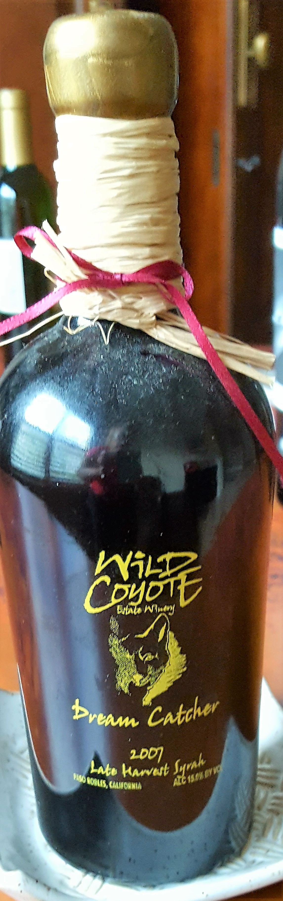 paso-robles-wild-cayote-bottle